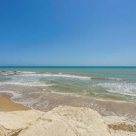 Дом отдыха Cozy In Санта-Кроче- Камерина